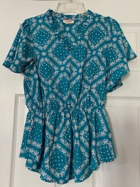 Andree by Unit Turquoise Flutter Top Size Small